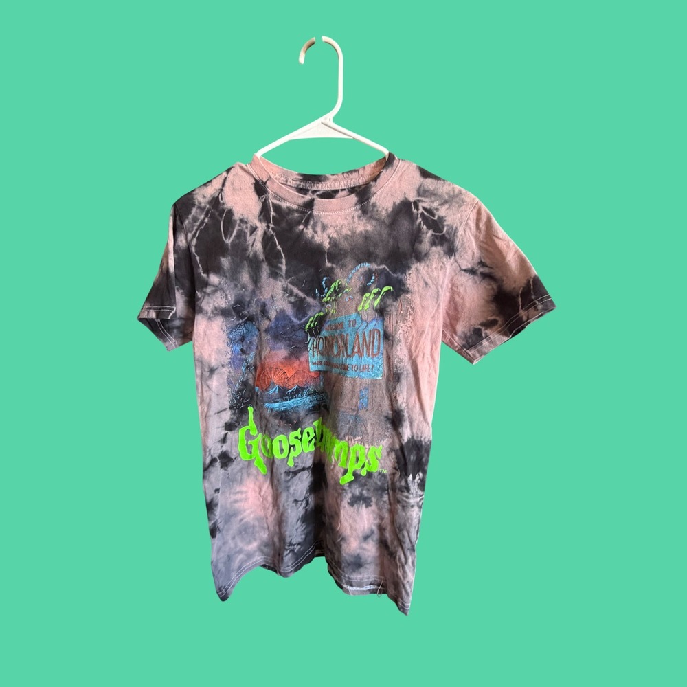 Goosebumps Welcome to Horrorland Tie Dye Graphic T-Shirt Pink Black Small